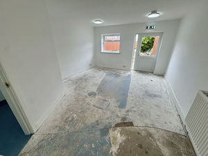 Photo 16- click for photo gallery